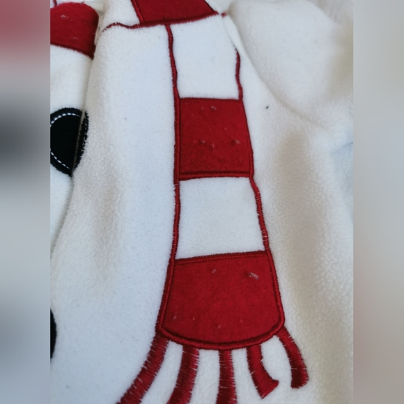 George Snowman 12 month sleeper/suit and hat set - Picture 5 of 10